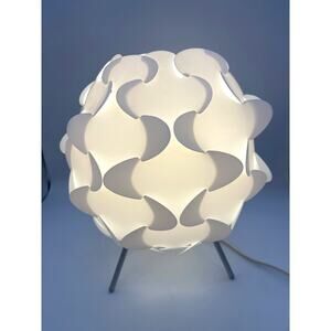 IKEA FILLSTA White Plastic Sculpttural Puzzle Design Table Lamp by Gunner Jenson